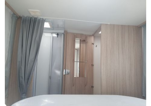 Low Profile Motorhome SUNLIGHT T 69 L en Sale Occasion