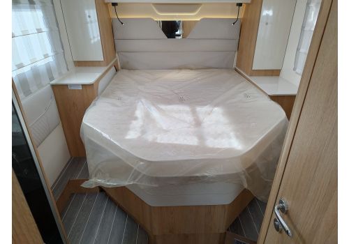 Integral Motorhome ROLLER TEAM Zefiro 267 INT en Sale Occasion