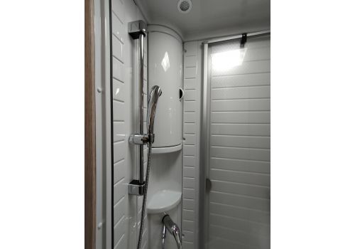 Low Profile Motorhome SUNLIGHT T58 Modelo 2022 en Sale Occasion