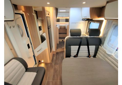 Low Profile Motorhome SUNLIGHT T68 Adventure Edition Modelo 2022 en Sale Occasion
