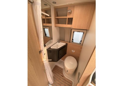 Camper Van SUNLIGHT Cliff 540 Adventure Edition en Catalog