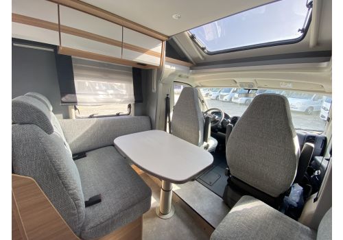 Low Profile Motorhome DETHLEFFS Just T7052 EB Modelo 2022 en Sale Occasion