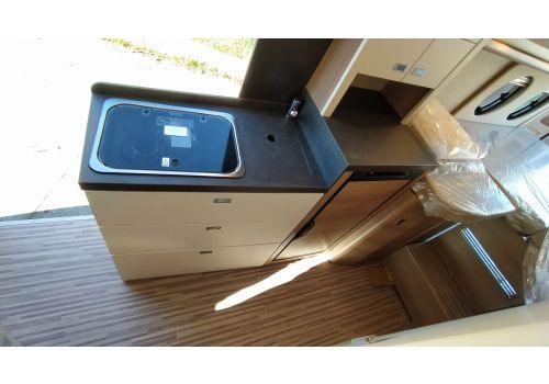Camper Van MALIBU Van Two Rooms 640 LE K en Sale Occasion
