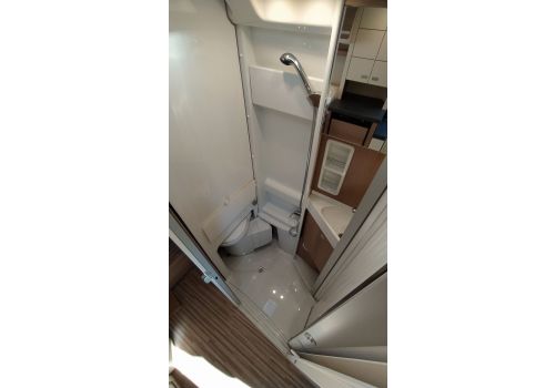 Camper Van MALIBU Van Two Rooms 640 LE K en Sale Occasion