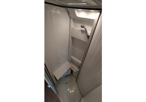 Camper Van MALIBU Van Two Rooms 640 LE K en Sale Occasion