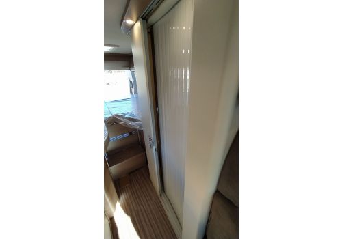 Camper Van MALIBU Van Two Rooms 640 LE K en Sale Occasion