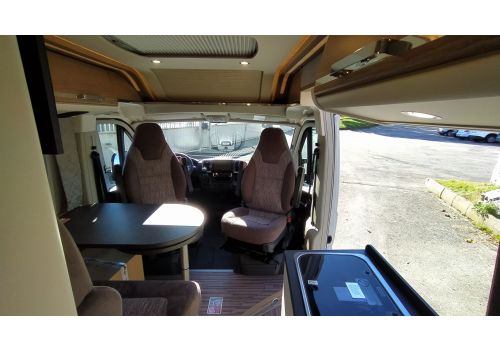 Camper Van MALIBU Van Two Rooms 640 LE K en Sale Occasion