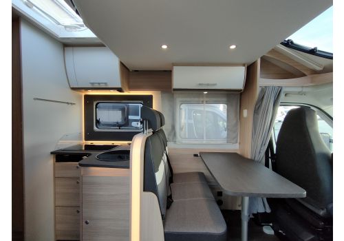 Low Profile Motorhome SUNLIGHT T65 en Sale Occasion