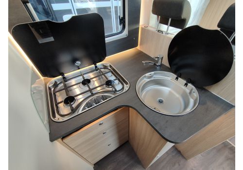 Low Profile Motorhome SUNLIGHT T65 en Sale Occasion