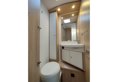 Low Profile Motorhome SUNLIGHT T65 en Sale Occasion