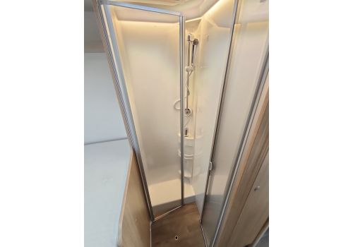 Low Profile Motorhome SUNLIGHT T65 en Sale Occasion