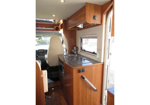 Low Profile Motorhome DETHLEFFS Globe 4 en Sale Occasion