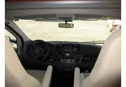Low Profile Motorhome DETHLEFFS Globe 4 en Sale Occasion