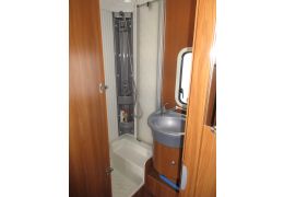 Low Profile Motorhome DETHLEFFS Globe 4 en Sale Occasion