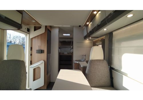 Low Profile Motorhome DETHLEFFS Trend T7057 EBL Modelo 2022 en Sale Occasion