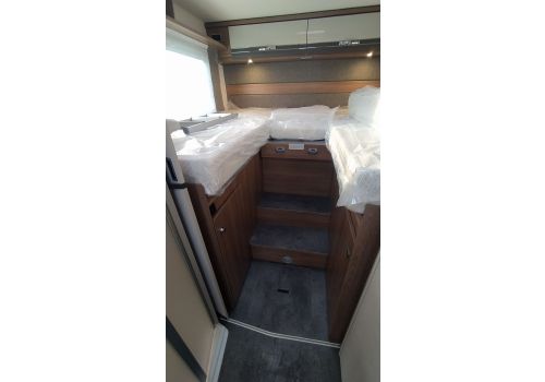 Low Profile Motorhome DETHLEFFS Trend T7057 EBL Modelo 2022 en Sale Occasion