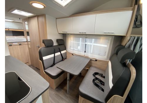 Capuchina Motorhome SUNLIGHT A70 en Sale Occasion