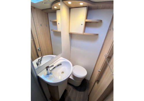 Capuchina Motorhome SUNLIGHT A70 en Sale Occasion