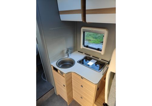 Low Profile Motorhome DETHLEFFS Just T 6752 DBL Modelo 2022 en Sale Occasion