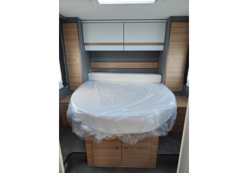Low Profile Motorhome DETHLEFFS Just T 6752 DBL Modelo 2022 en Sale Occasion