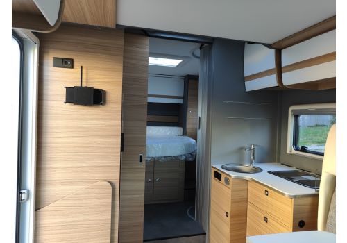 Low Profile Motorhome DETHLEFFS Just T 6752 DBL Modelo 2022 en Sale Occasion