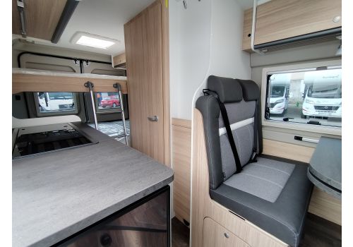 Camper Van SUNLIGHT CLIFF 601 en Sale Occasion