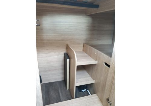 Low Profile Motorhome SUNLIGHT V60 en Sale Occasion
