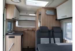 Low Profile Motorhome SUNLIGHT V60 in Sale Occasion