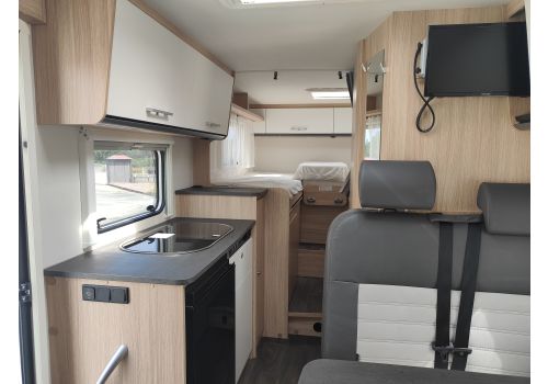 Low Profile Motorhome SUNLIGHT V66 en Sale Occasion