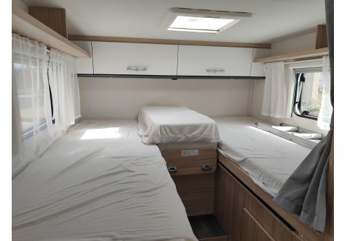 Low Profile Motorhome SUNLIGHT V66 en Sale Occasion
