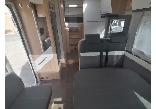 Low Profile Motorhome SUNLIGHT T68 en Sale Occasion