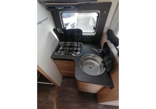 Low Profile Motorhome SUNLIGHT T68 en Sale Occasion