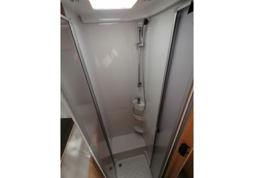 Low Profile Motorhome SUNLIGHT T68 en Sale Occasion