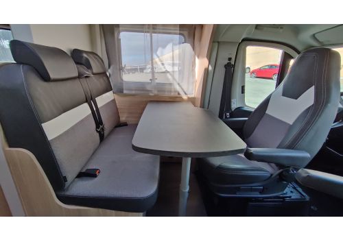 Capuchina Motorhome SUNLIGHT A60 en Sale Occasion
