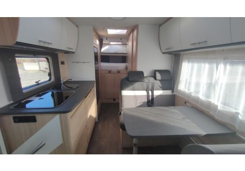 Capuchina Motorhome SUNLIGHT A70 en Sale Occasion
