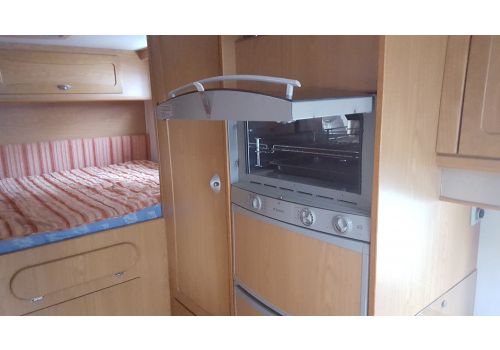 Low Profile Motorhome MONCAYO Mediterráneo 772 en Sale Occasion