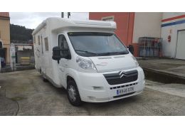 Low Profile Motorhome MONCAYO Mediterráneo 772 in Sale Occasion