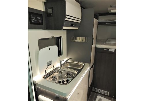 Low Profile Motorhome ROLLER TEAM 291 TL en Rent