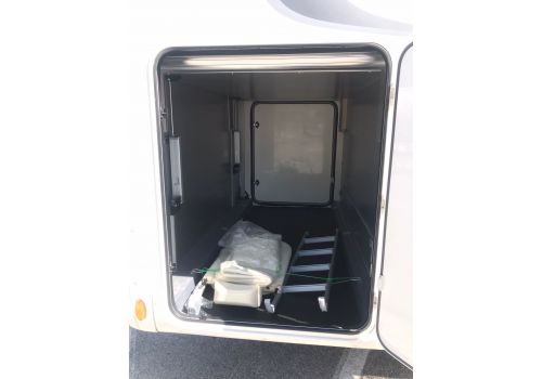 Integral Motorhome RAPIDO 8096 DF en Sale Occasion