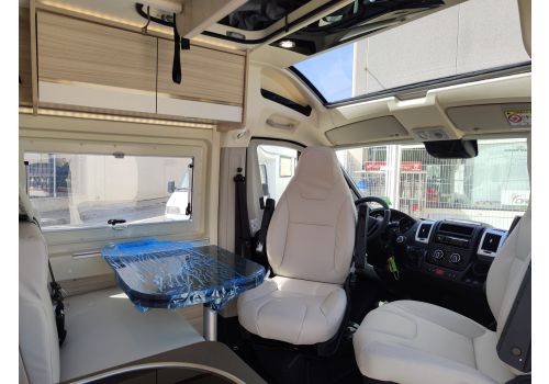 Camper Van DREAMER D55 UP FUN en Sale Occasion