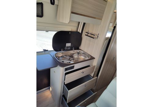 Camper Van DREAMER D55 UP FUN en Sale Occasion