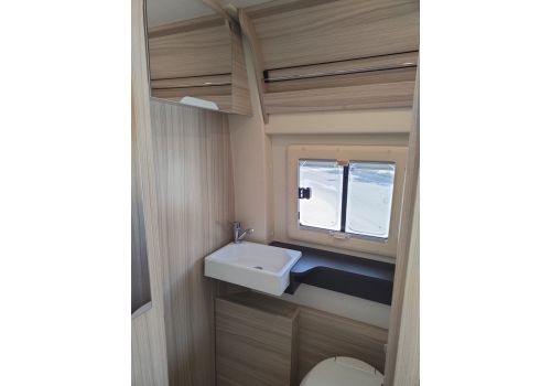 Camper Van DREAMER D55 UP FUN en Sale Occasion