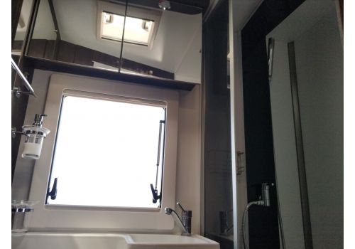 Low Profile Motorhome BENIMAR Tessoro 440 UP en Sale Occasion