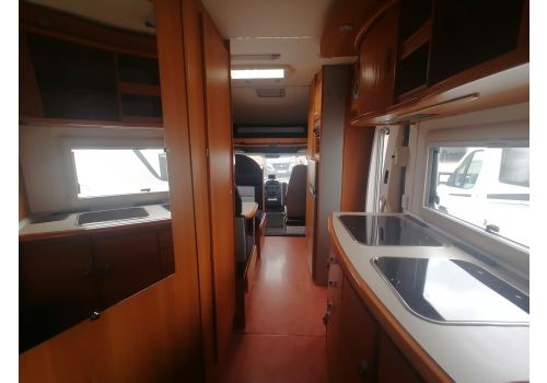 Capuchina Motorhome BENIMAR Top 7000 ST en Sale Occasion