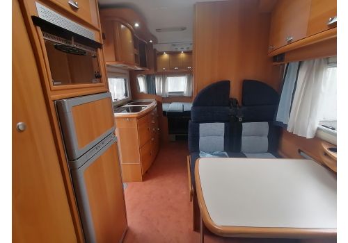 Capuchina Motorhome BENIMAR Top 7000 ST en Sale Occasion