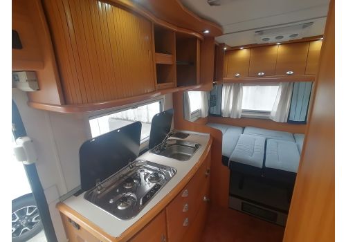 Capuchina Motorhome BENIMAR Top 7000 ST en Sale Occasion