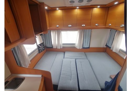 Capuchina Motorhome BENIMAR Top 7000 ST en Sale Occasion