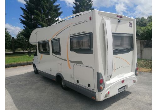 Capuchina Motorhome BENIMAR Top 7000 ST en Sale Occasion