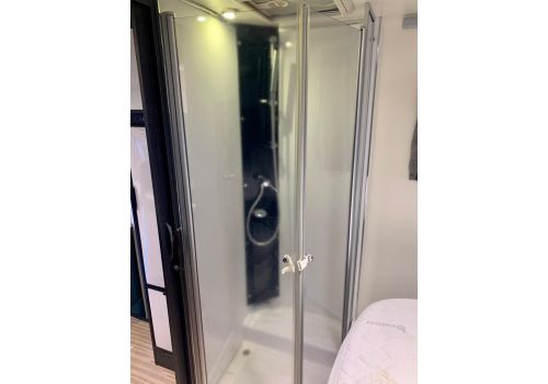 Low Profile Motorhome BENIMAR Mileo 292 en Sale Occasion