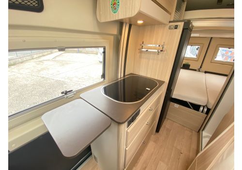 Camper Van DREAMER D60 Fun en Sale Occasion